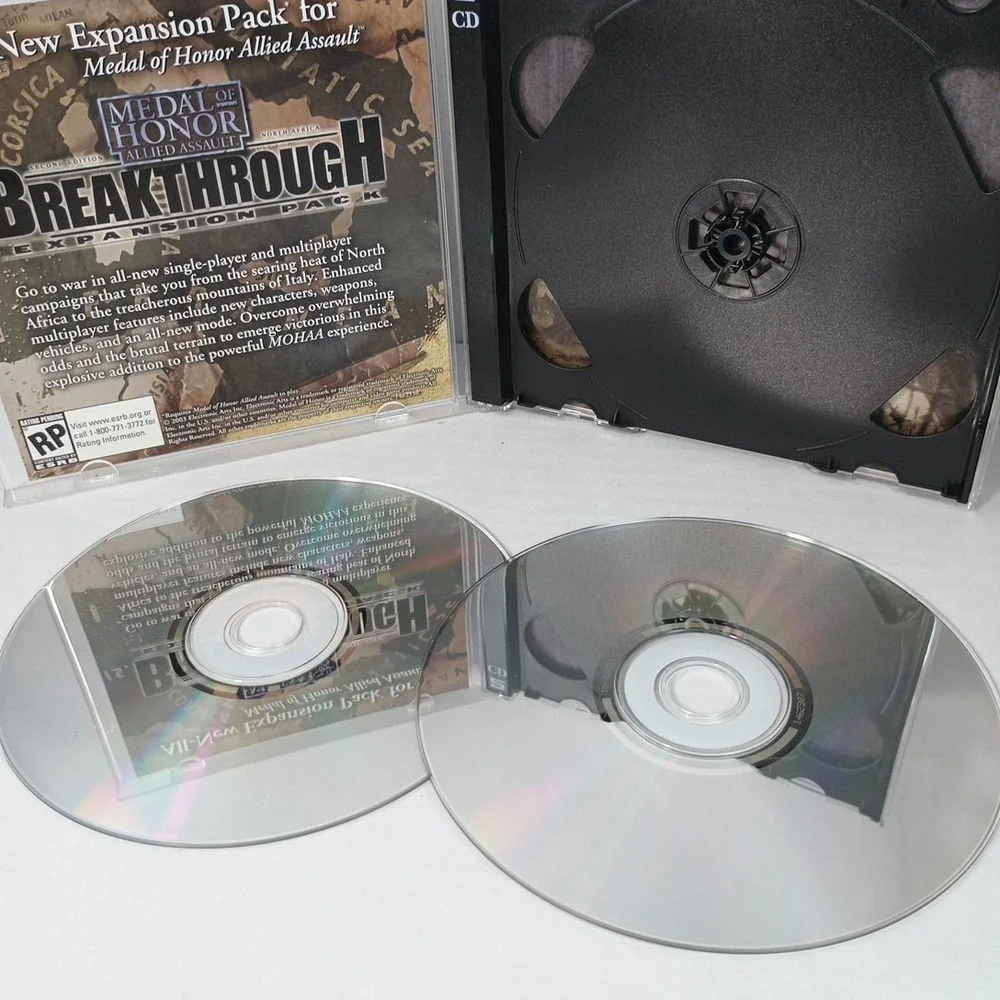 Medal of Honor: Allied Assault & Spearhead Expansion w/ Key PC Game CD-ROM 2002